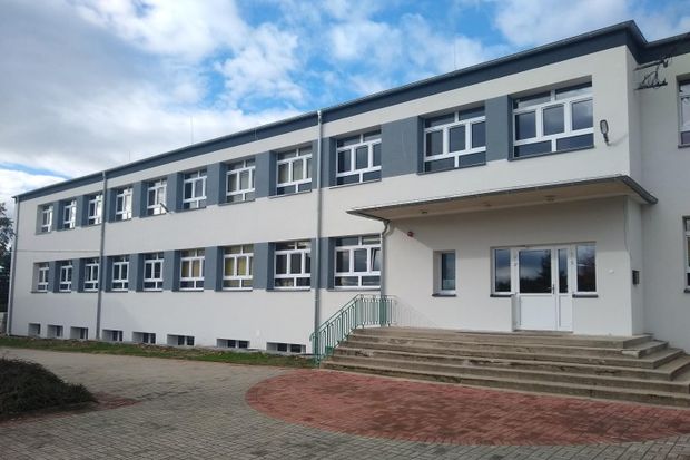 Przebudowa szkoły podstawowej w Suchej coraz bliżej